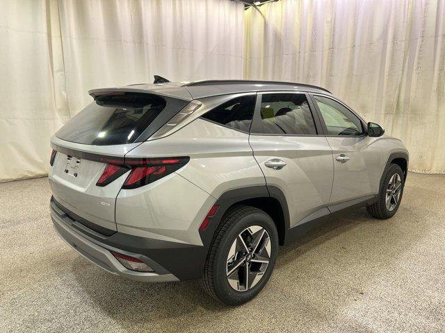 New 2026 Shimmering Silver Hyundai SEL AWD image 8