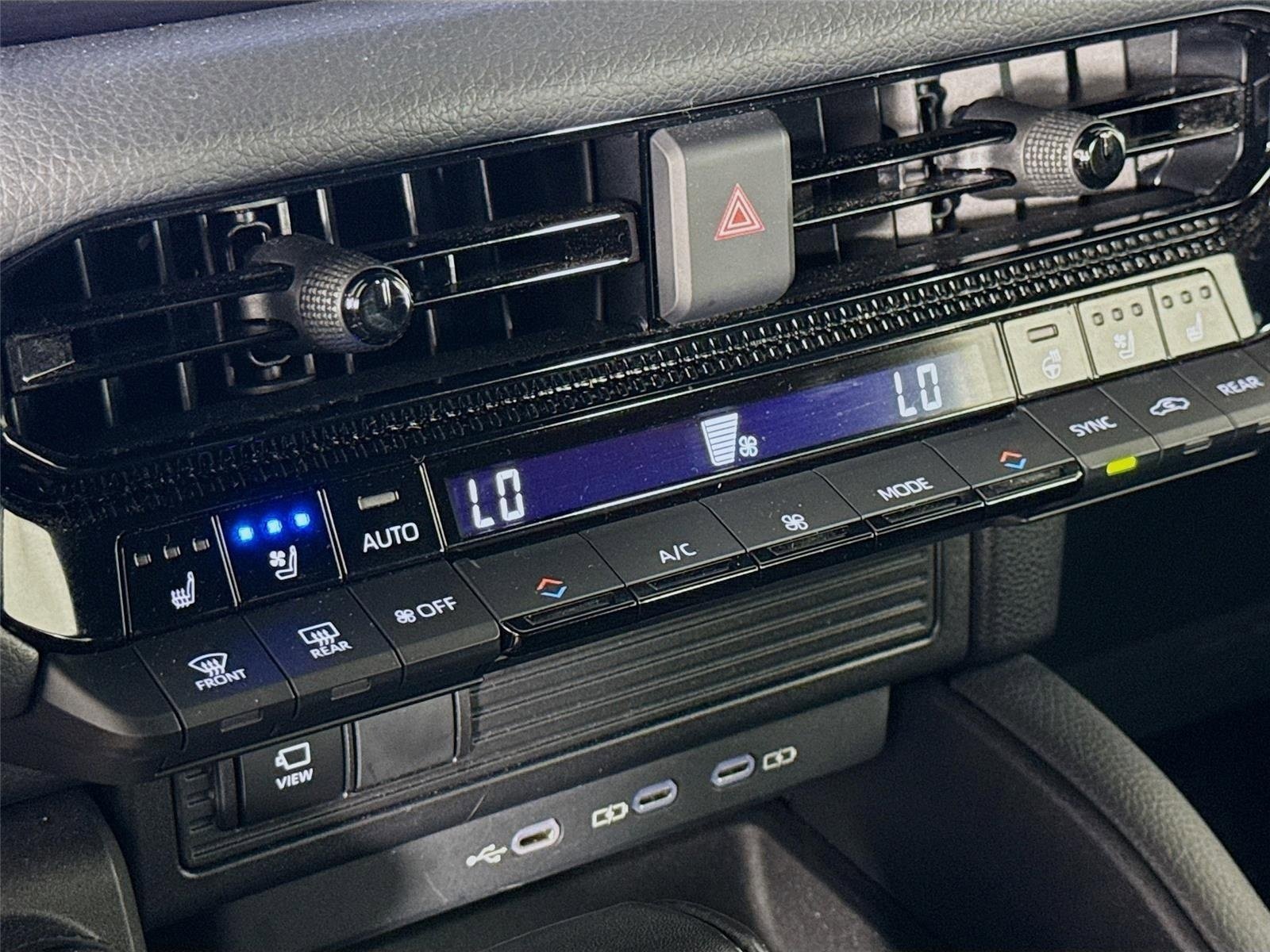 Used 2024 Meteor Toyota Base image 21