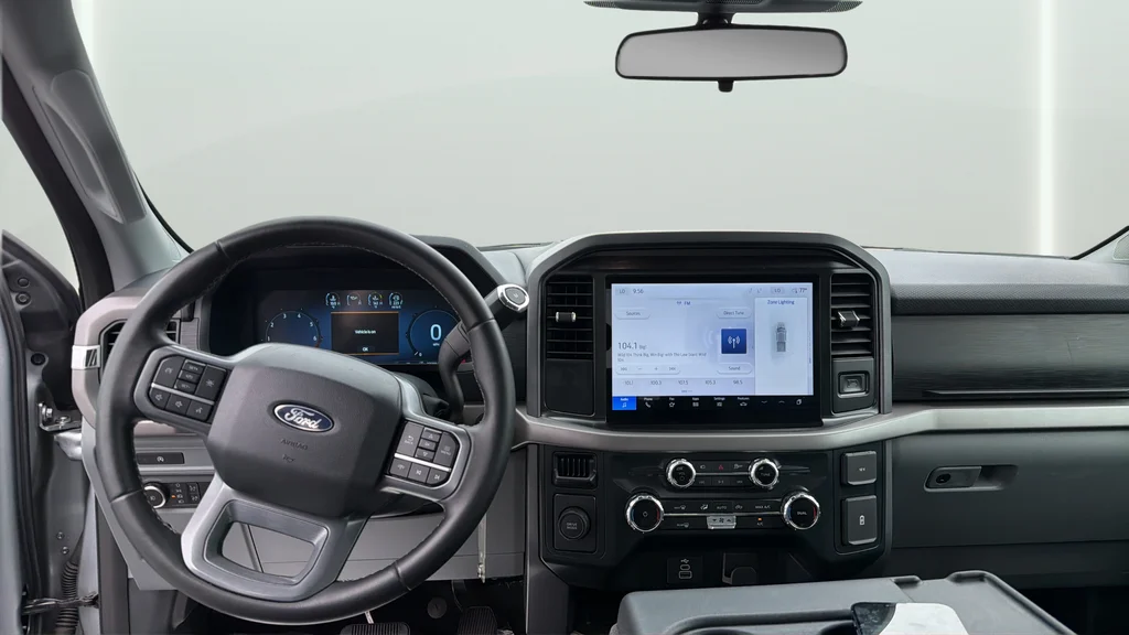 Used 2025 Silver Ford XLT image 20