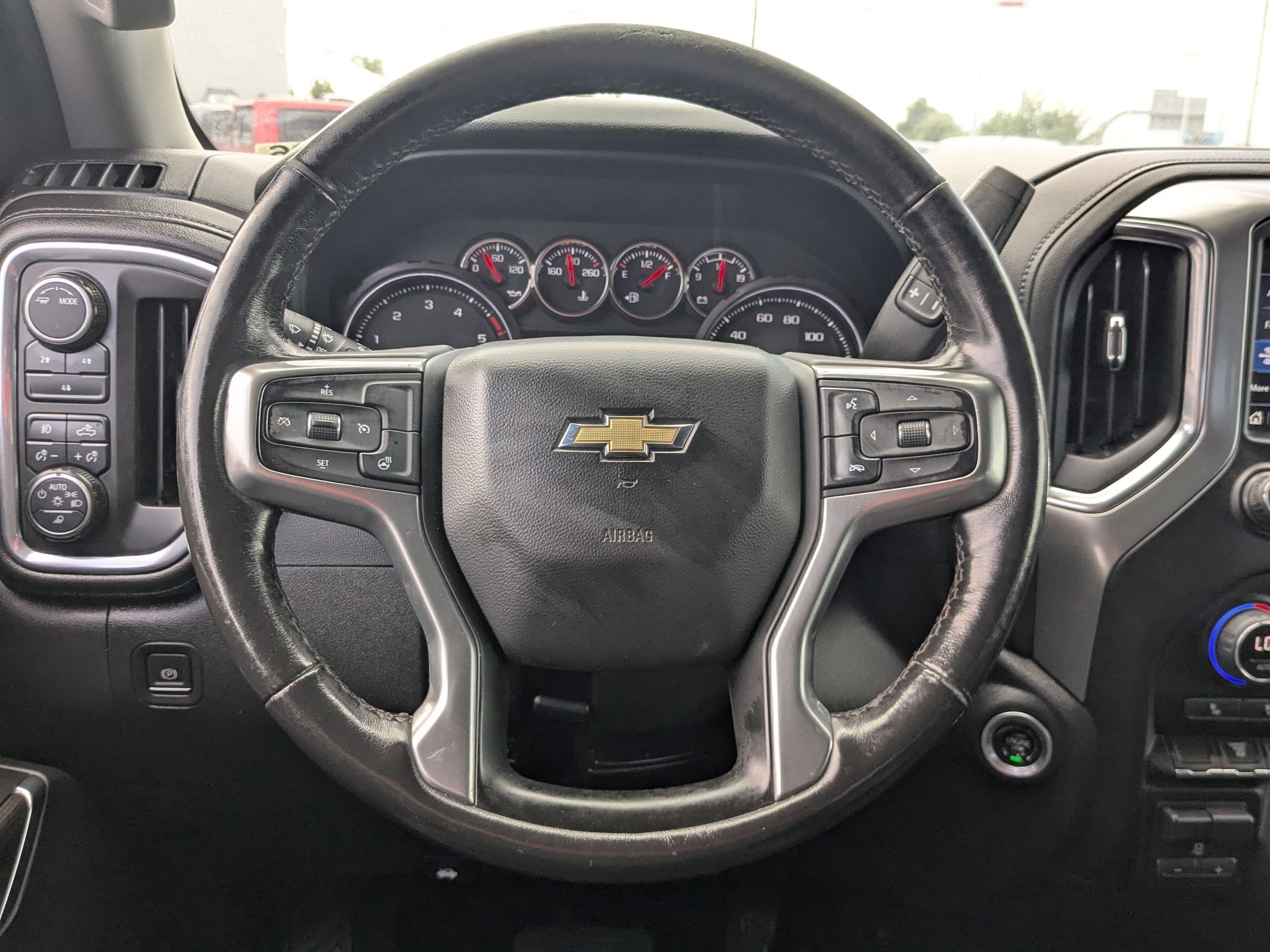 2022 Chevrolet Silverado 3500HD LT - Photo 16