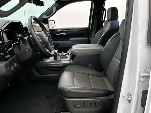 2023 Chevrolet Silverado 1500 ZR2 - Photo 9