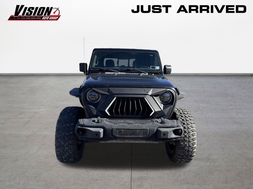 Used 2020 Black Jeep Sport image 3