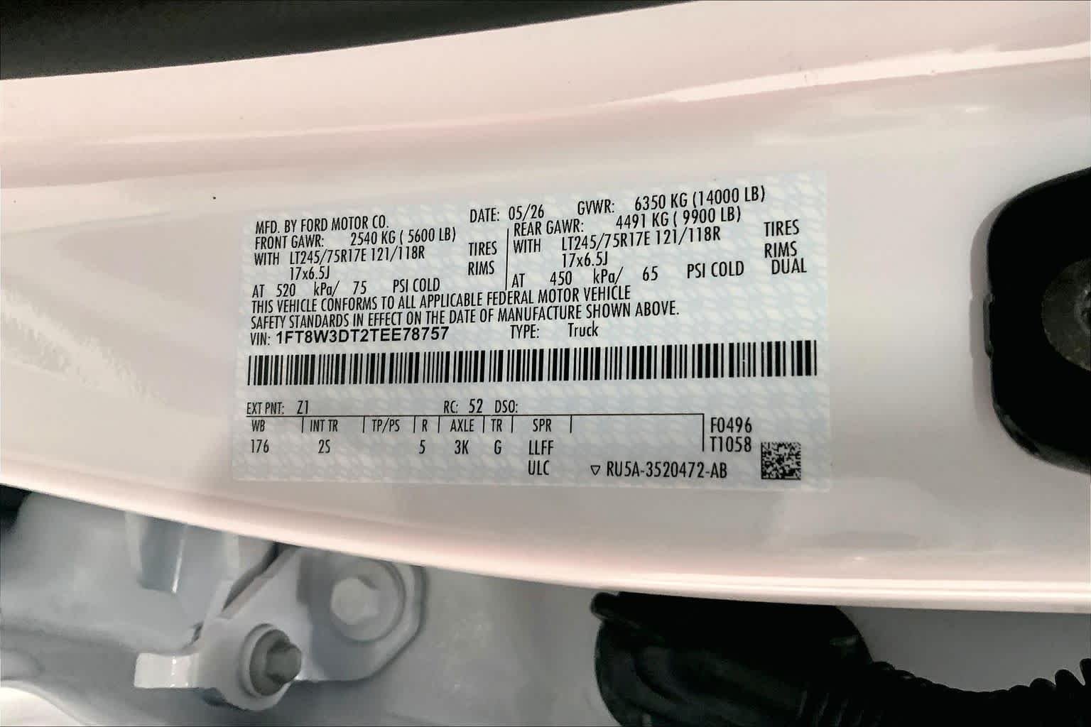 New 2026 Oxford White Ford F-350® XLT image 20