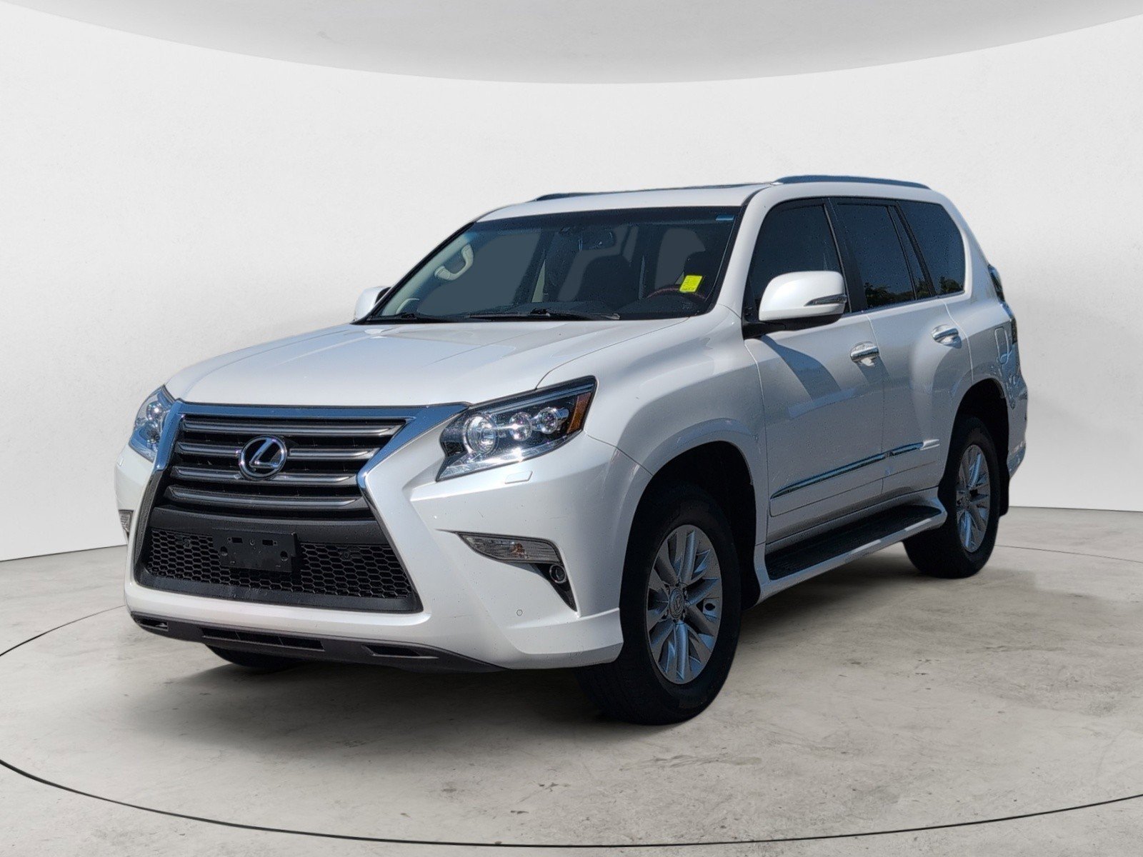 Used 2017 Starfire Pearl Lexus 460 image 6