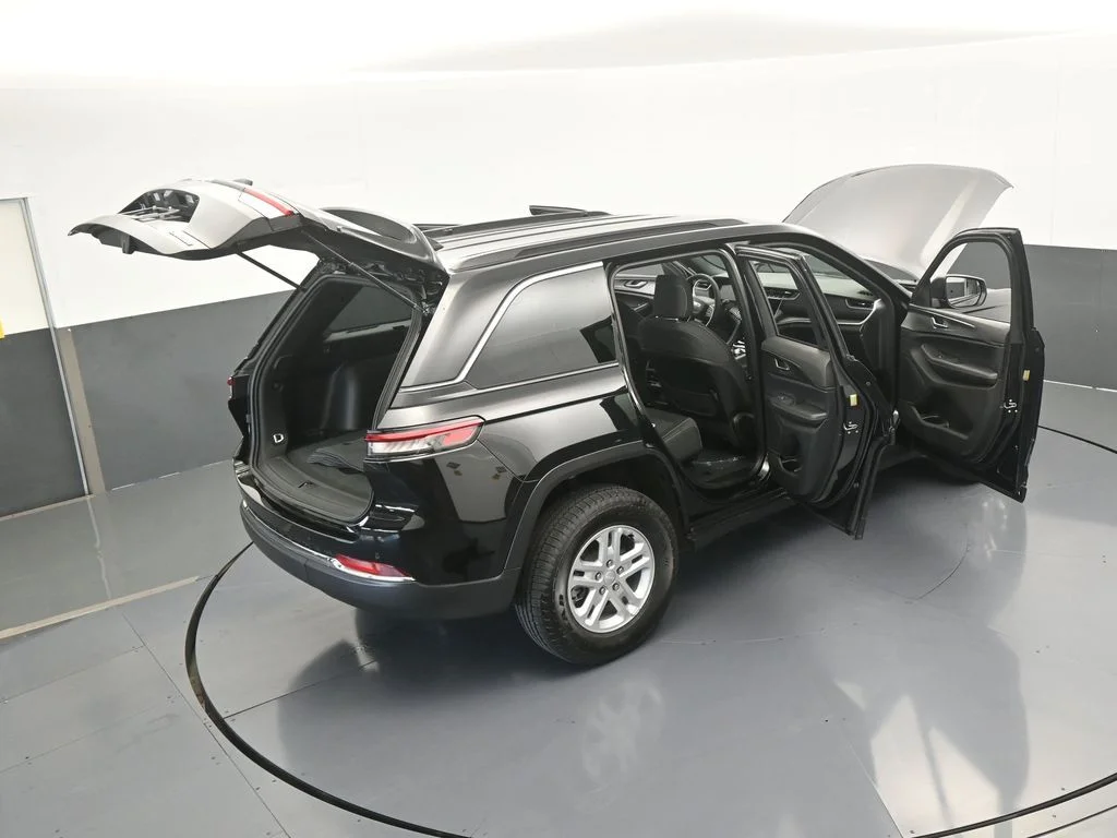2025 Jeep Grand Cherokee Laredo - Photo 65