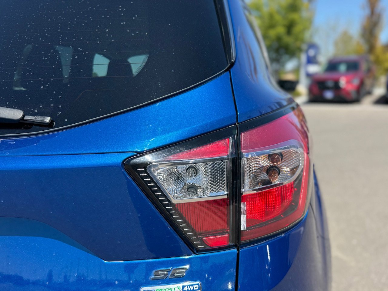 Used 2018 Lightning Blue Metallic Ford SE image 36