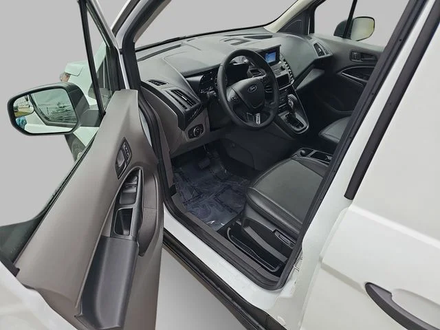 Used 2023 White Ford XL image 17