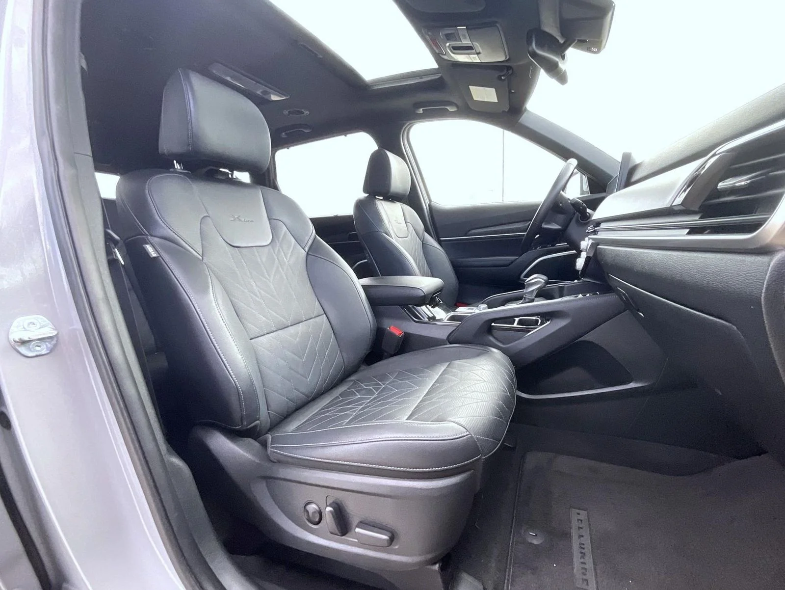 Used 2023 Gray Kia EX X-Line image 16