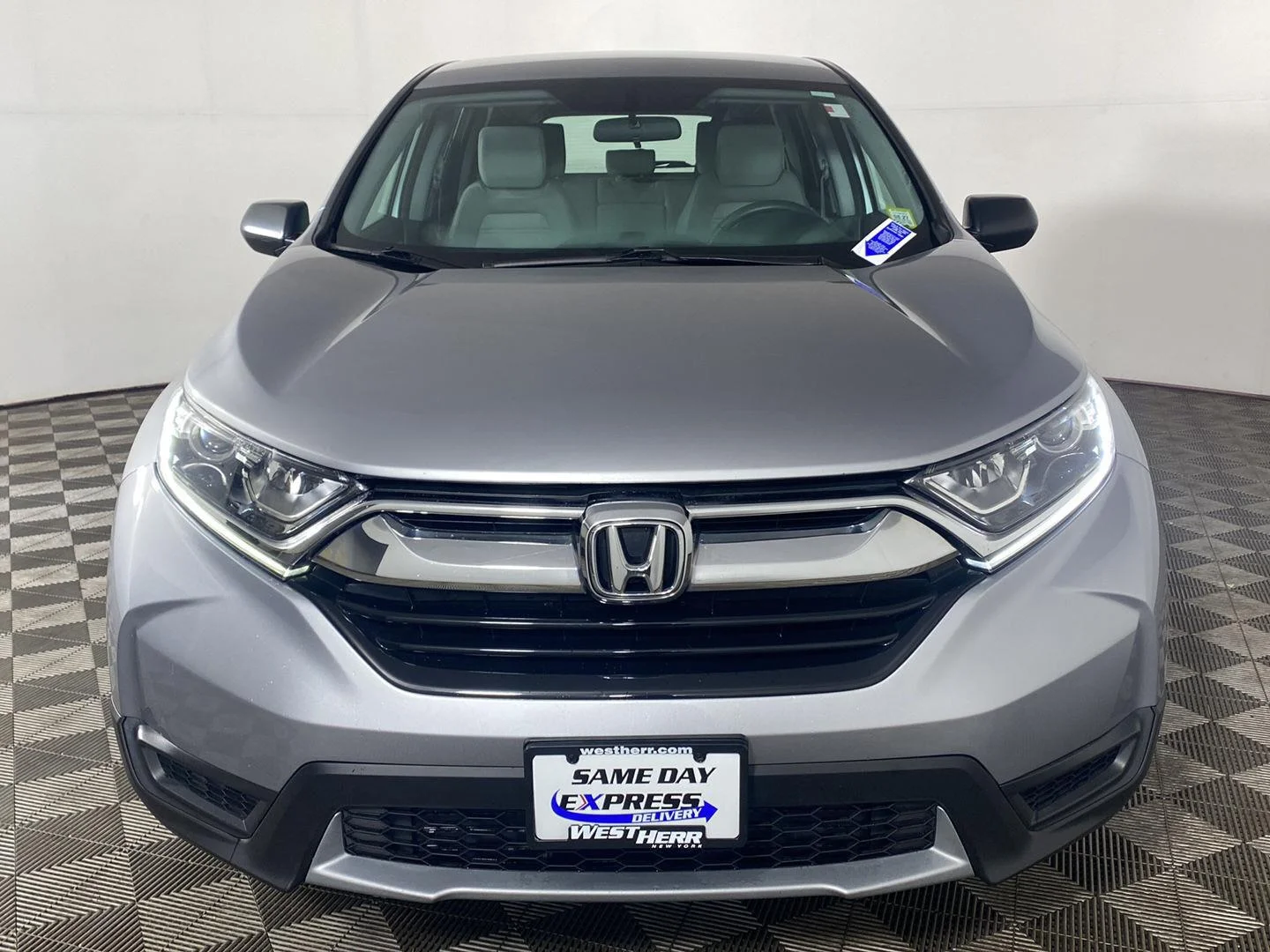 Used 2018 Lunar Silver Metallic Honda LX image 11