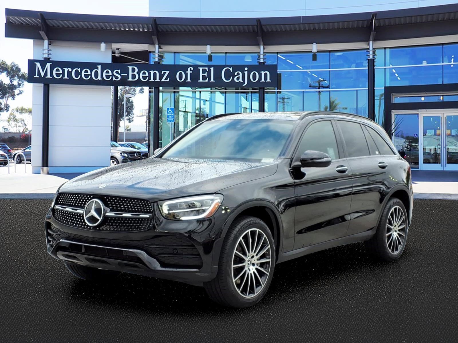 2022 Mercedes-Benz GLC GLC 300's photo