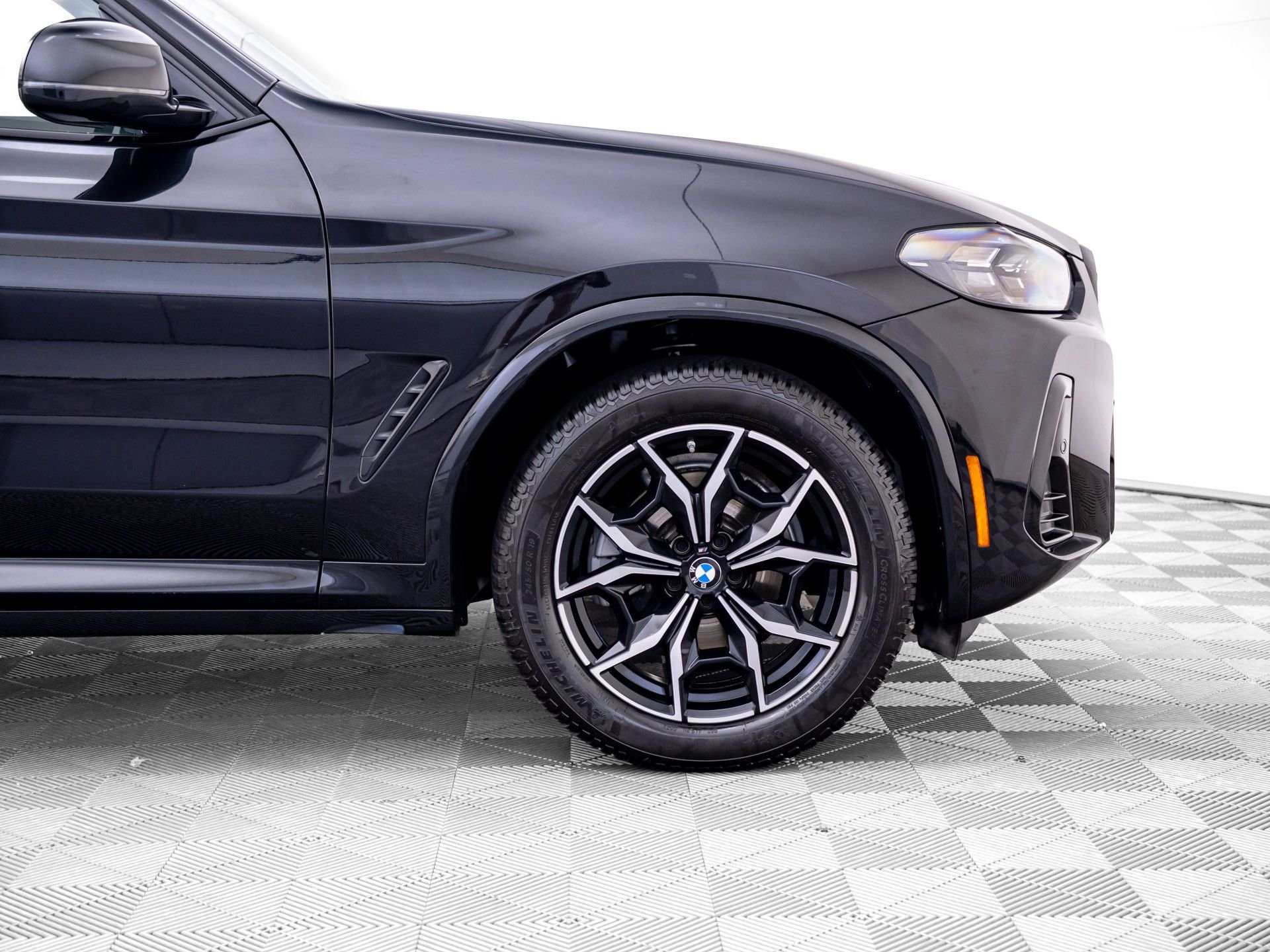 Certified Used 2023 Black Sapphire Metallic BMW xDrive30i image 30
