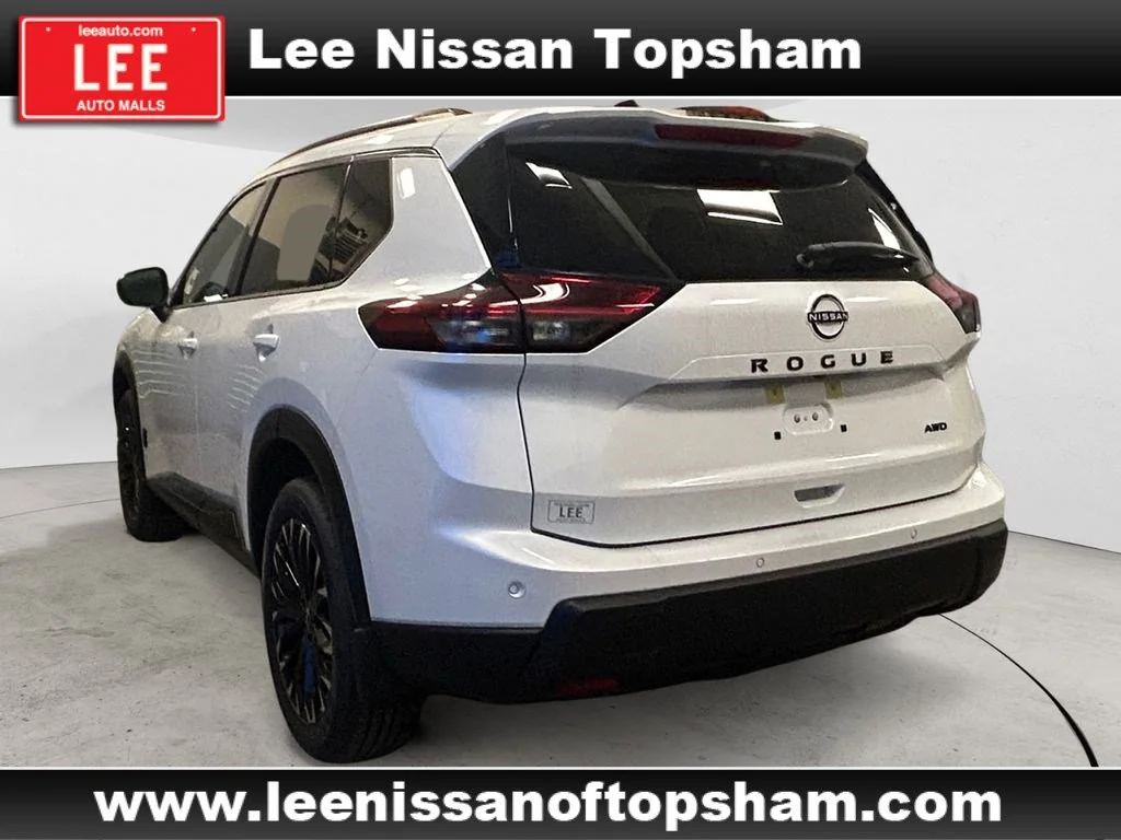 New 2026 Everest White Pearl Tricoat Nissan Dark Armor image 3