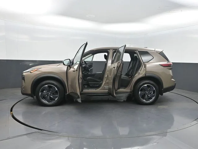 Used 2024 Beige/tan Nissan SV image 39