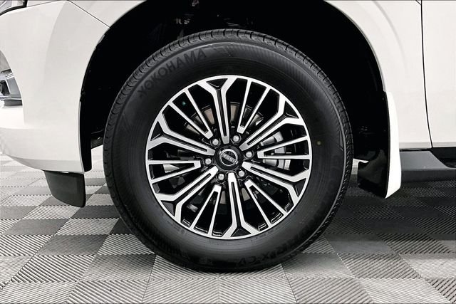 New 2026 Aspen White Tricoat Nissan SL image 12