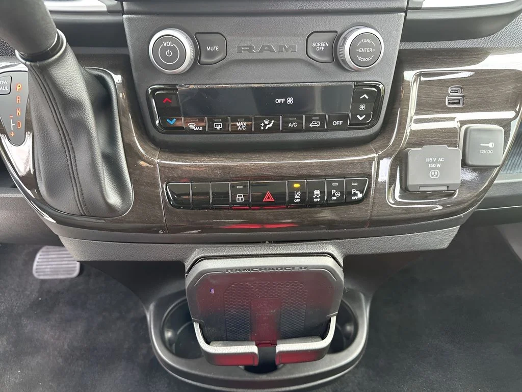 2025 RAM ProMaster Window Van Base - Photo 40
