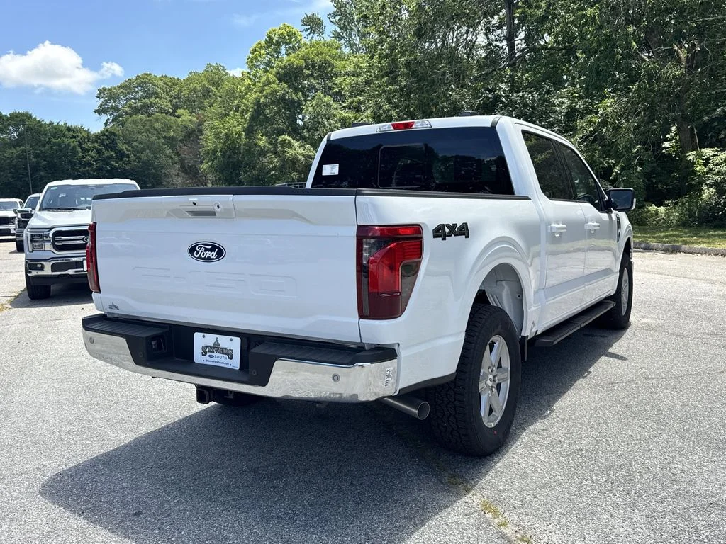 New 2026 White Ford XLT image 7
