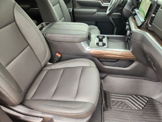 New 2026 Sterling Gray Metallic Chevrolet LT image 19
