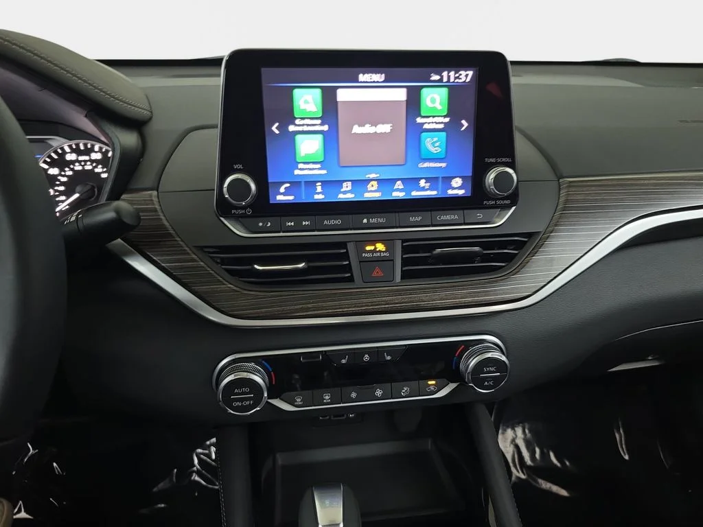 Used 2021 Gray Nissan 2.5 SL image 22