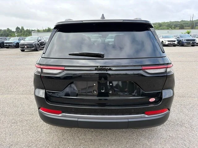 New 2026 Black Jeep Altitude image 4