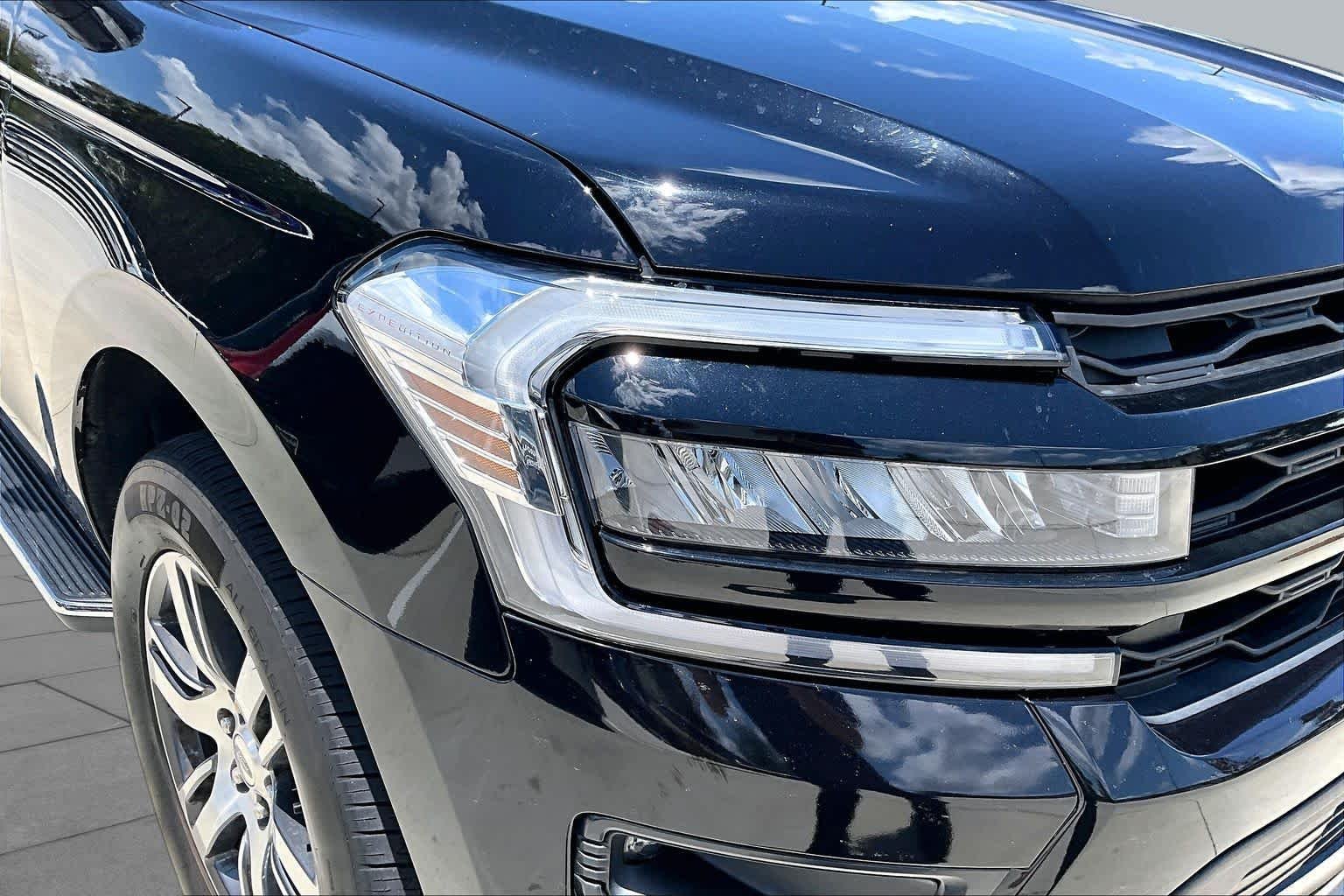 Used 2022 Agate Black Metallic Ford XLT image 26