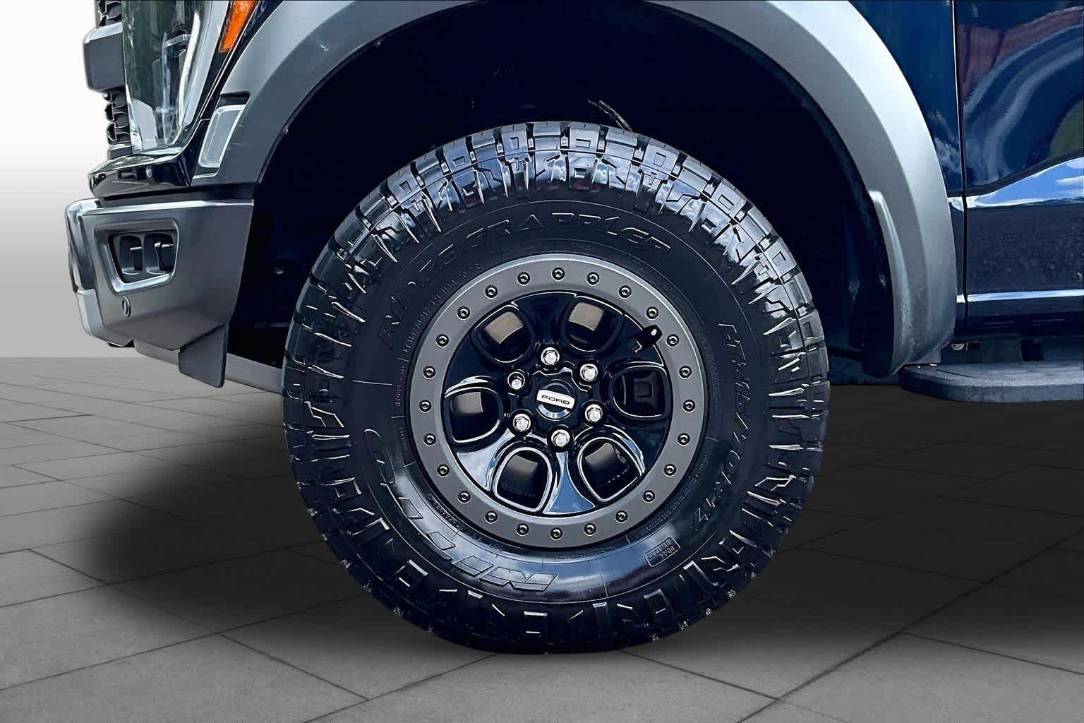 Used 2022 Antimatter Blue Metallic Ford Raptor image 11