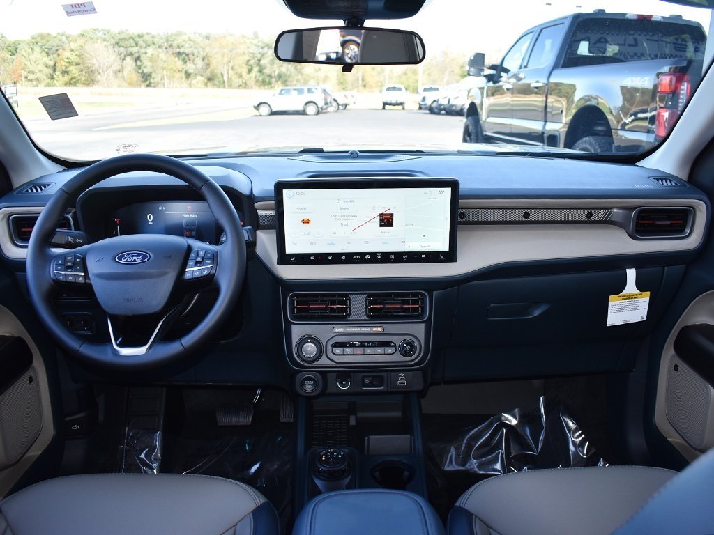 2025 Ford Maverick Lariat photo 4