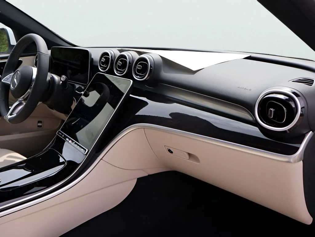 New 2026 Polar White Mercedes-Benz C 300 image 9