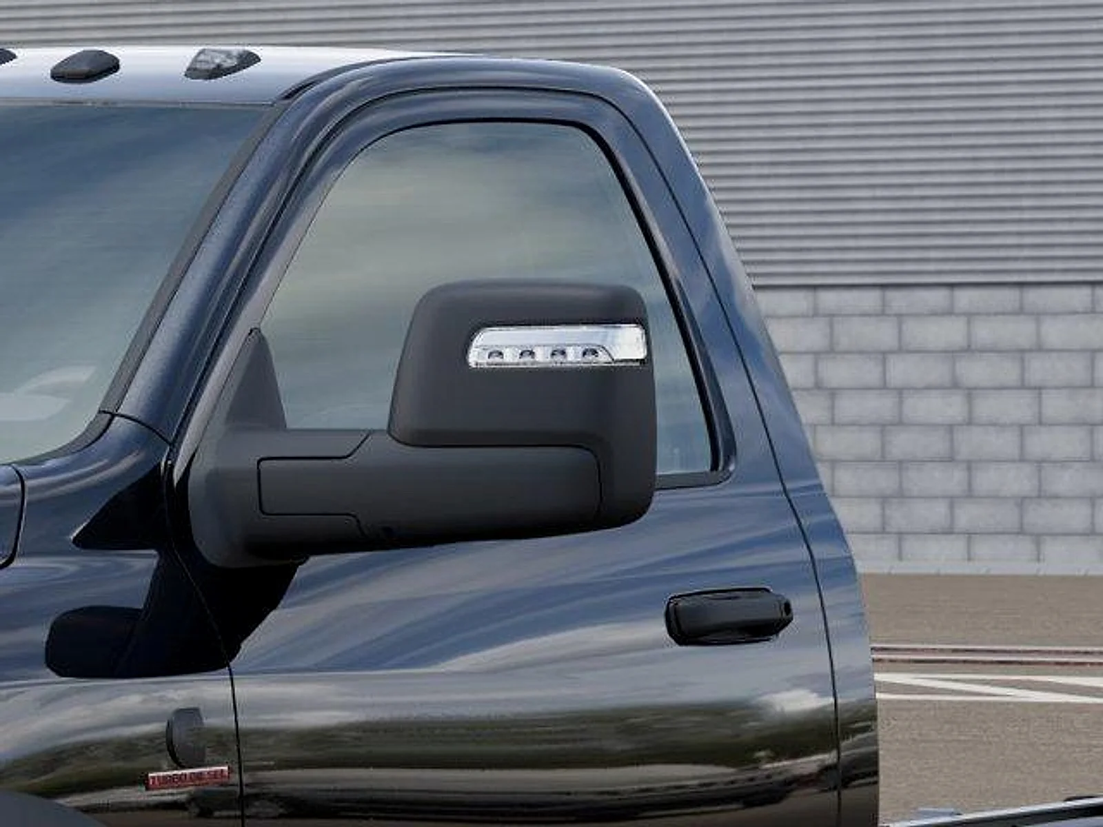 New 2026 Diamond Black Crystal Pearl-Coat Exterior Paint RAM  image 12