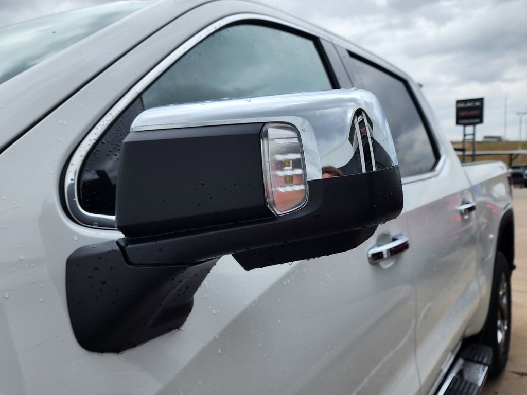 2026 GMC Sierra 1500 SLT - Photo 13