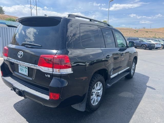 Used 2021 Black Toyota Base image 5