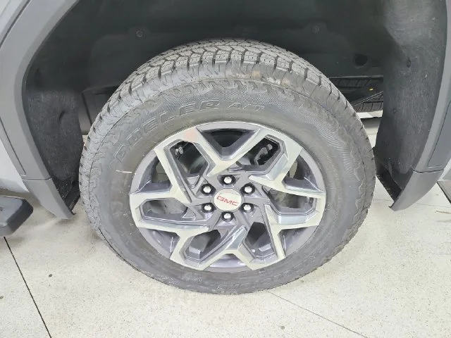 2026 GMC Sierra 1500 SLT - Photo 58
