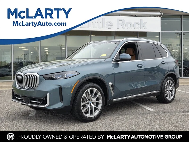 Used 2024 Blue BMW XDRIVE40I SPORTS ACTIVITY VEHICLE image 1