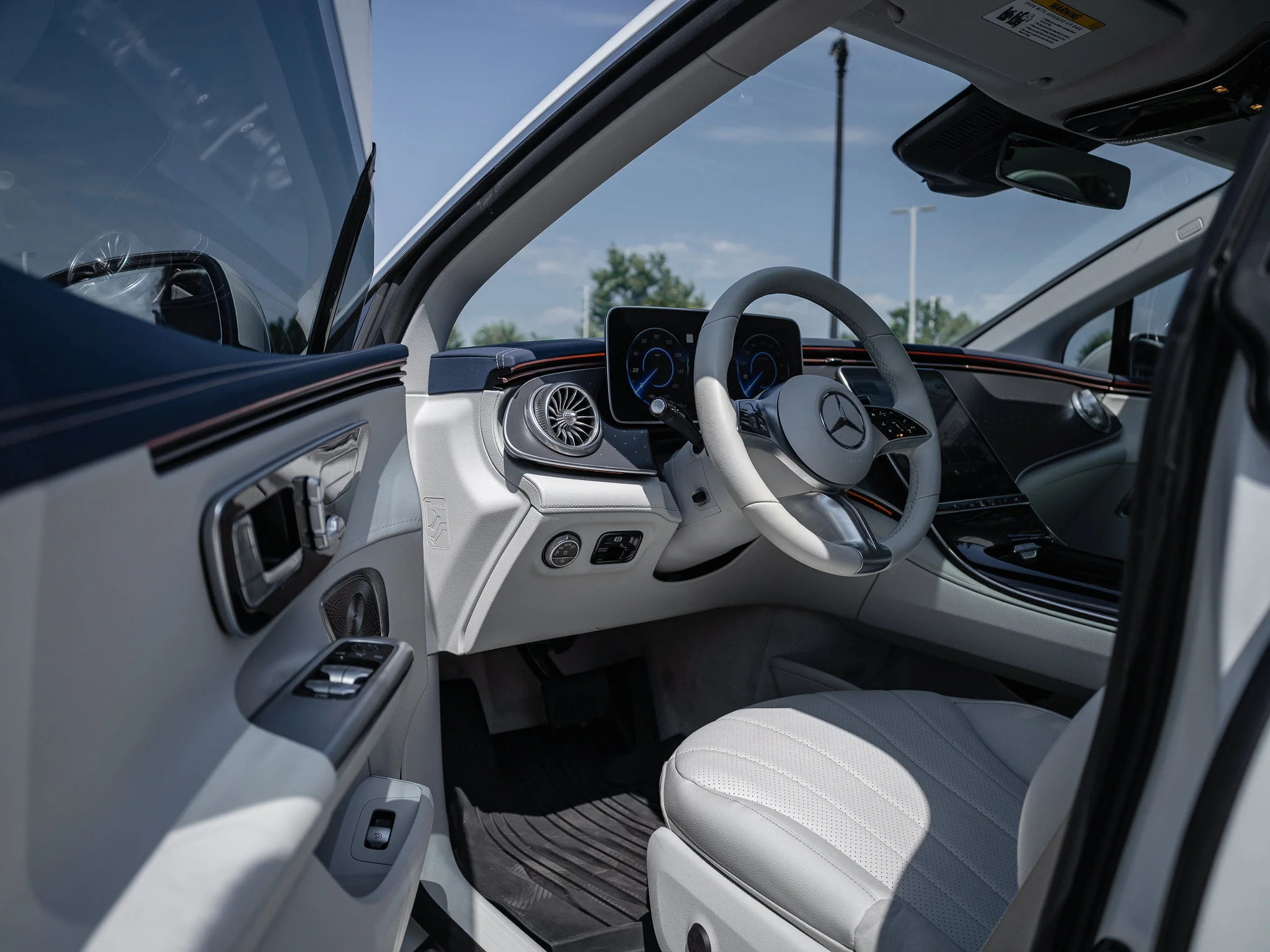 Certified Used 2023 MANUFAKTUR Moonlight White Metallic Mercedes-Benz 350 Sedan image 14