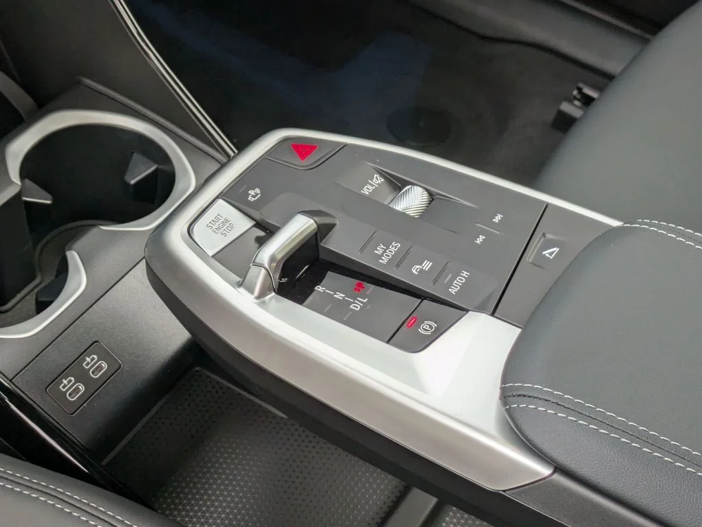 New 2026 White BMW xDrive28i image 14