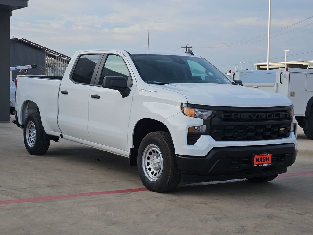 New 2026 Summit White Chevrolet WT image 1