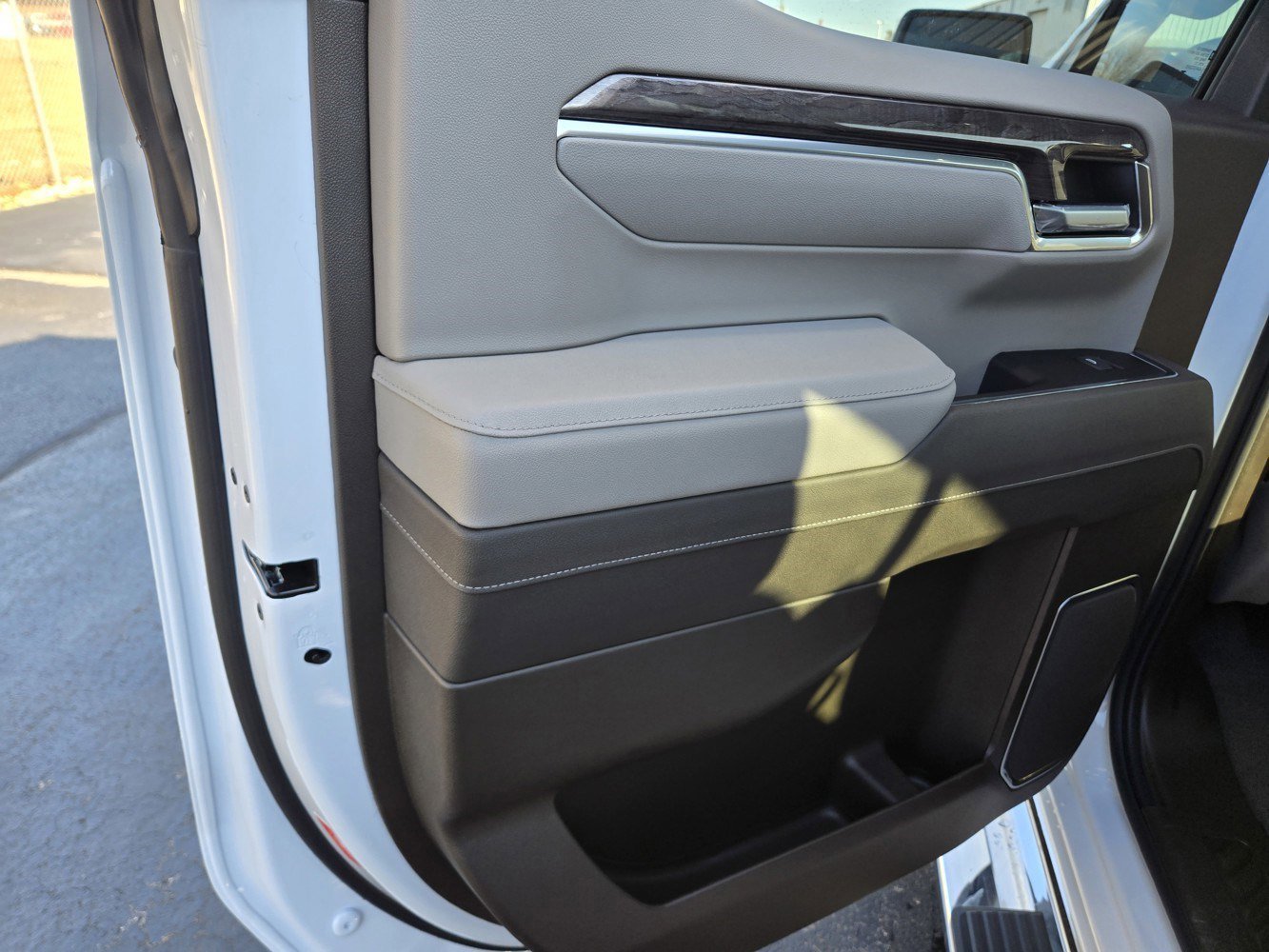 2026 Chevrolet Silverado 1500 LTZ - Photo 27