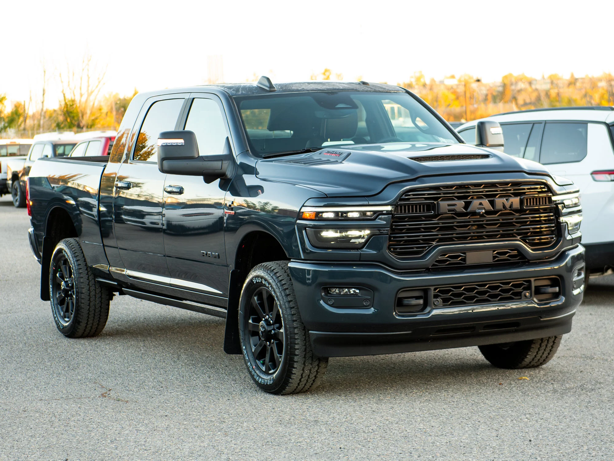 New 2027 Blue RAM Laramie* Mega Cab 4x4, Sunroof, Pwr Running Boards, Harman/Kardon image 11