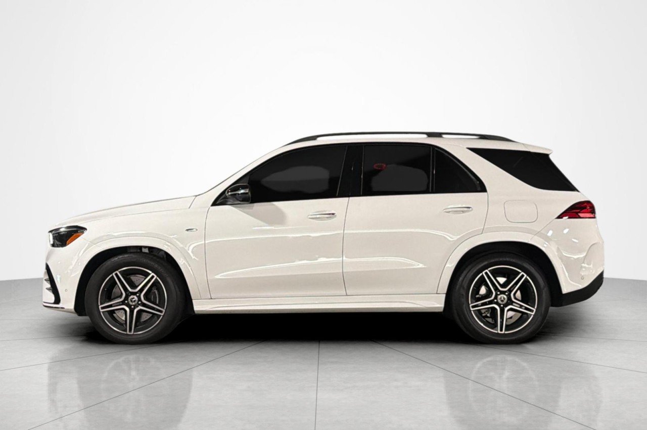 Certified Used 2025 Polar White Mercedes-Benz GLE 450e image 2