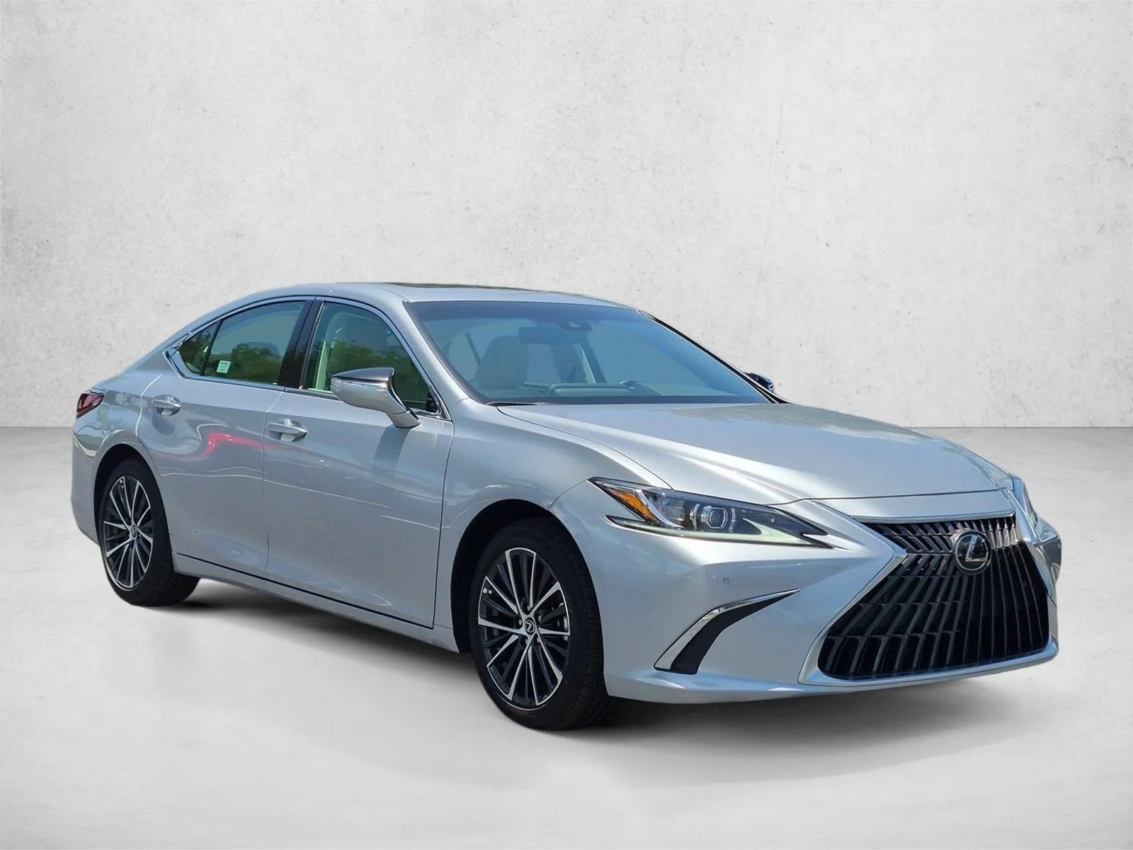 Certified Used 2025 Iridium Lexus ES 350 image 3