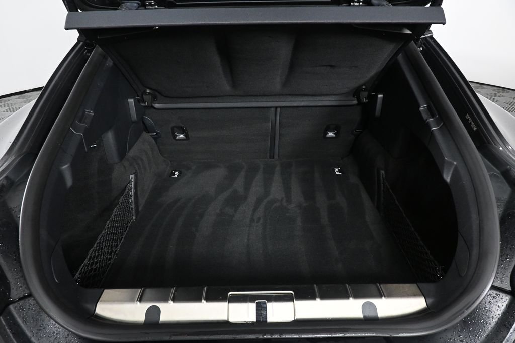 Used 2015  Porsche GTS image 28