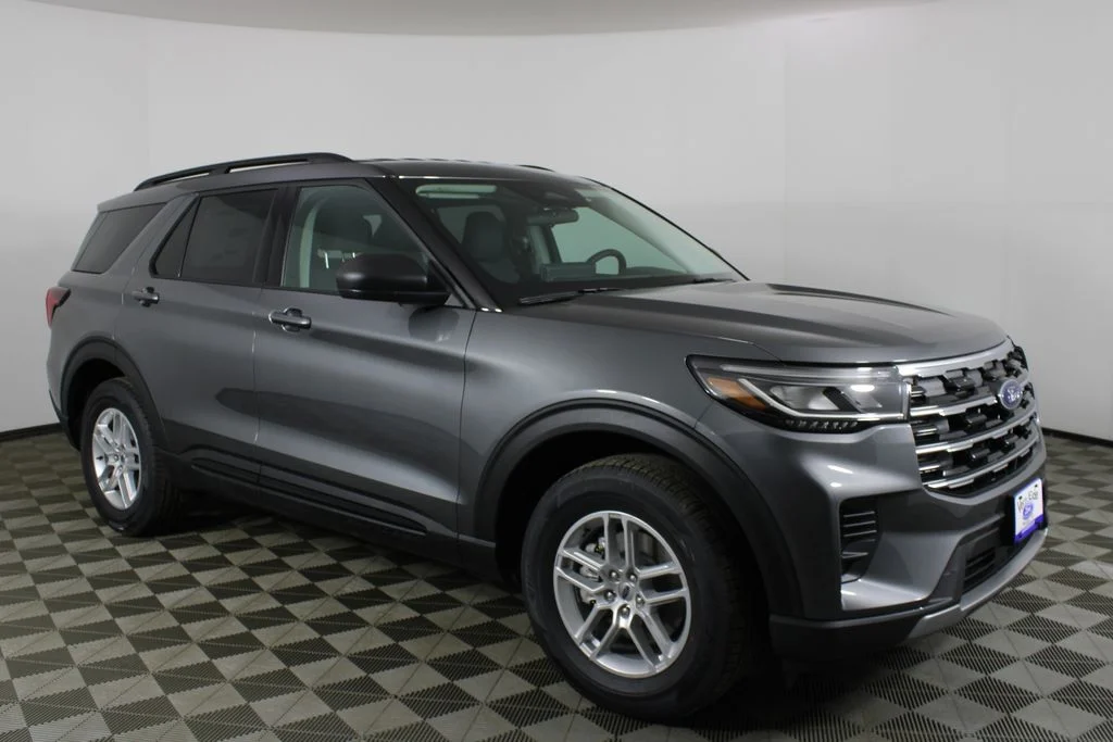 2026 Ford Explorer Active 4WD's photo