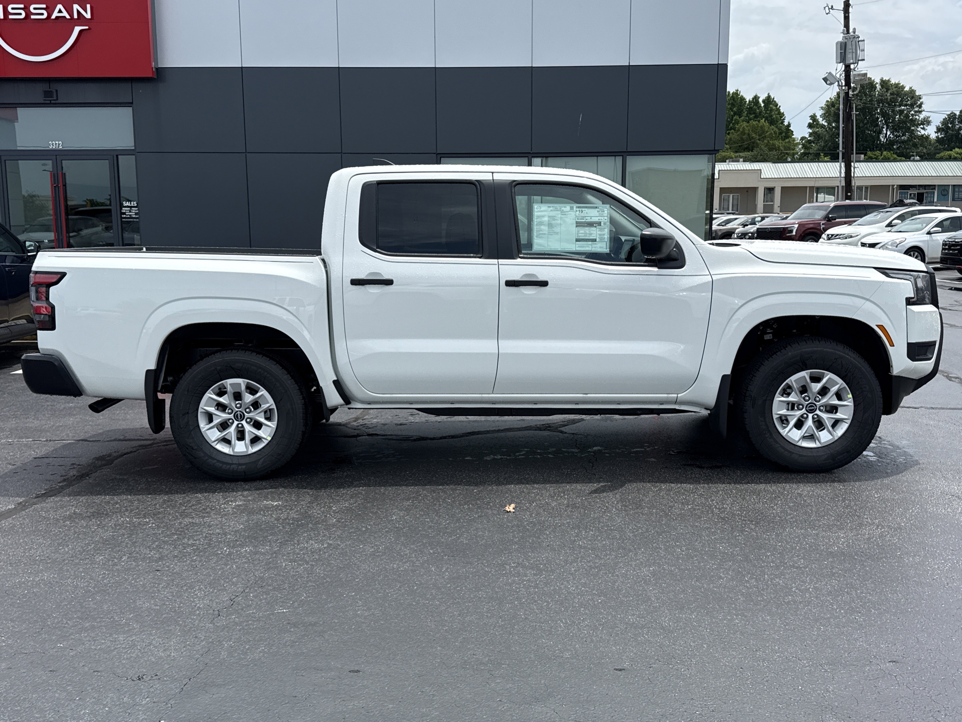 New 2026 Glacier White Nissan Crew Cab S image 2