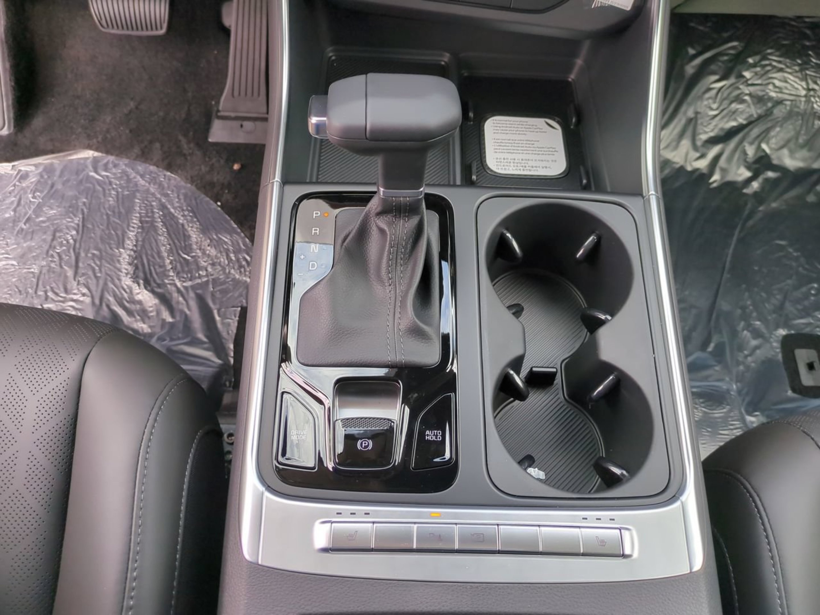 New 2026 Ceramic Silver Kia EX image 27