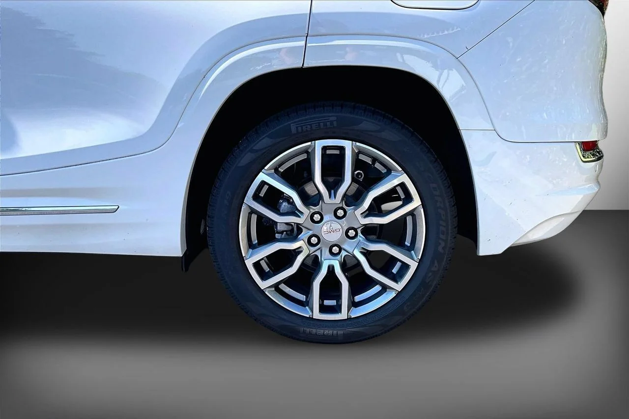 Certified Used 2022 White GMC Denali image 32