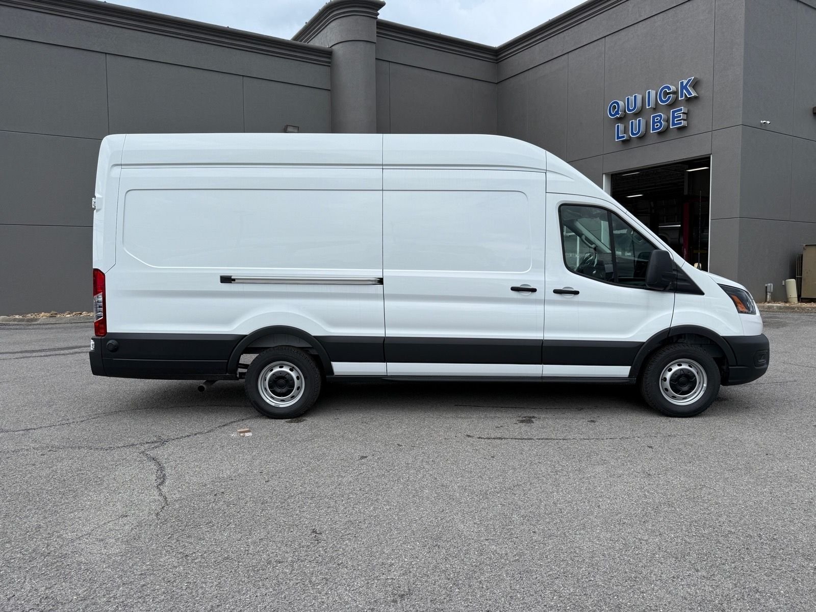 New 2026 Oxford White Ford Cargo Van image 3