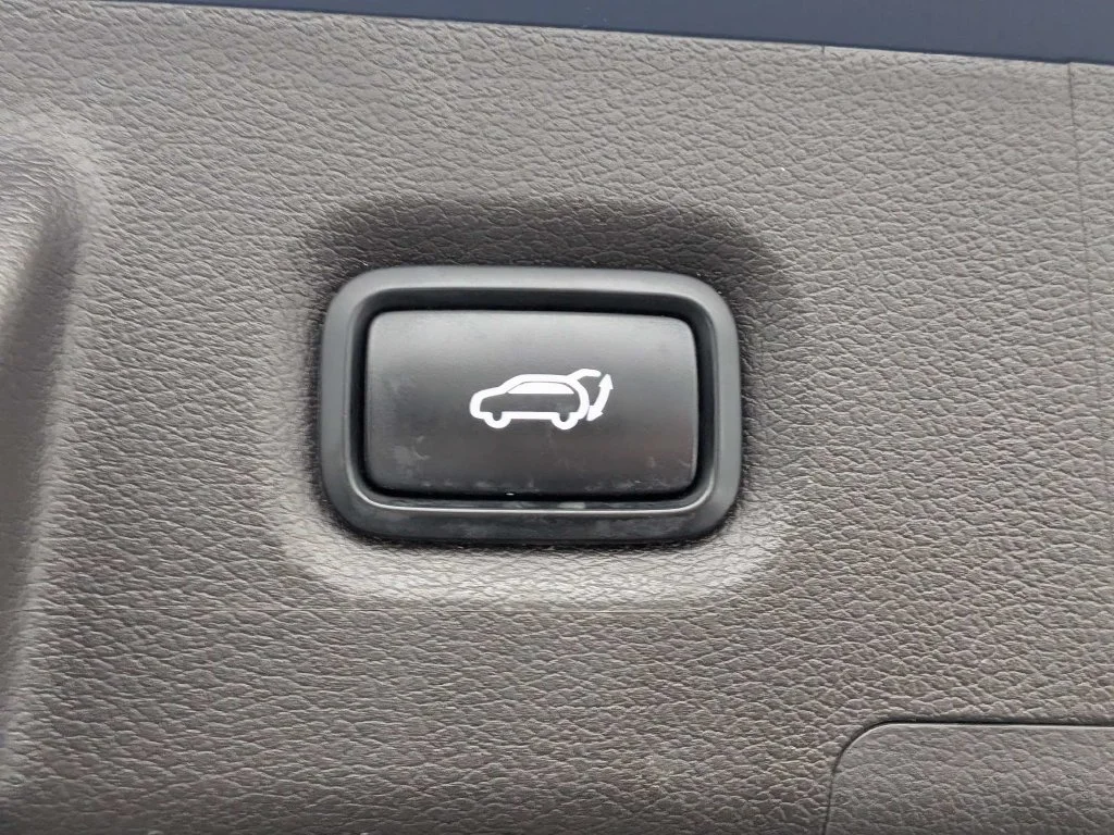 Certified Used 2020 Stormy Blue Hyundai SEL image 13
