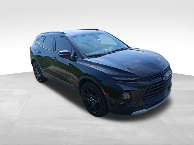Used 2020 Black Chevrolet LT image 6