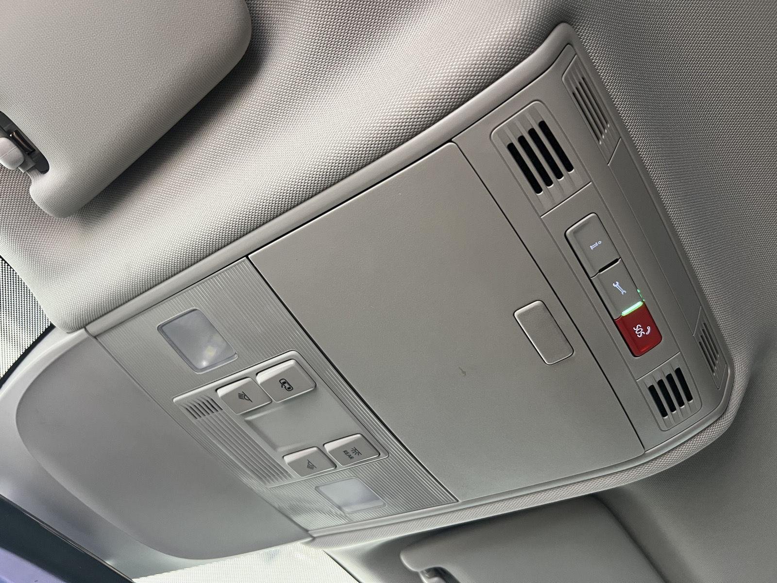 2022 Volkswagen Taos SE - Photo 22