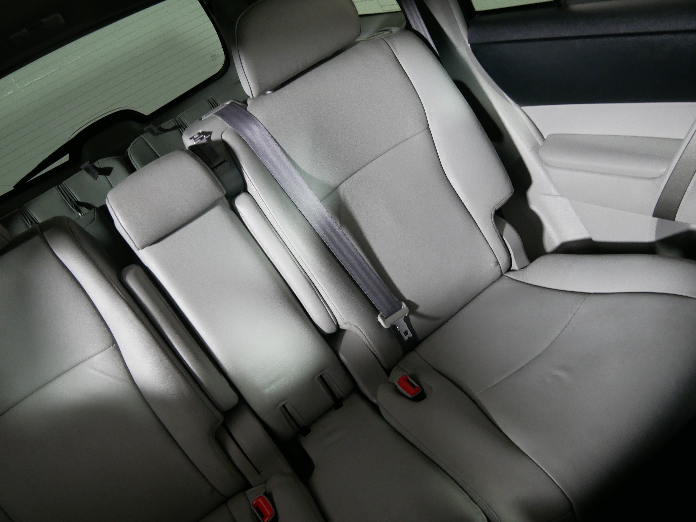 Used 2012 Blizzard Pearl Toyota SE image 14