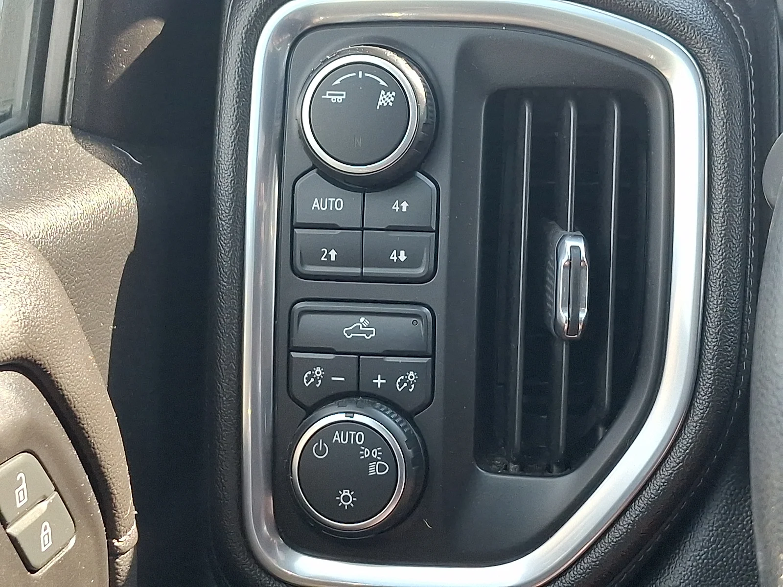 Used 2019 Black - GBA Chevrolet LT image 22